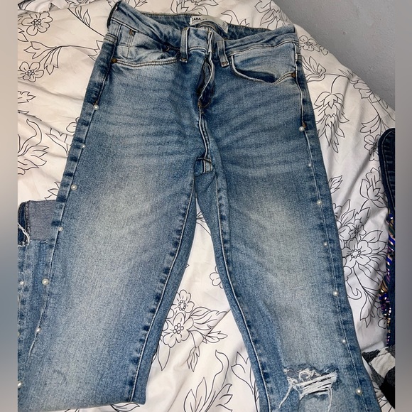 Zara jeans with pearls - Picture 2 of 3